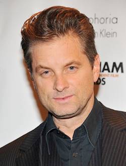 Photo of Shea Whigham