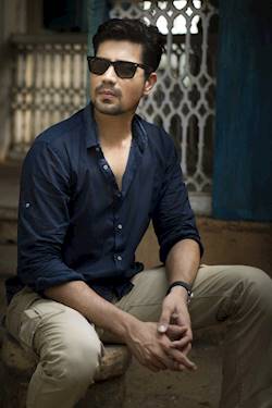 Photo of Sumeet Vyas