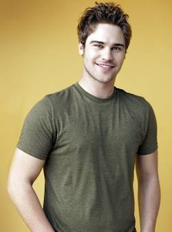 Photo of Grey Damon