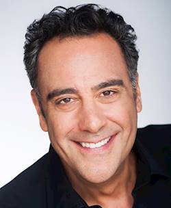 Photo of Brad Garrett