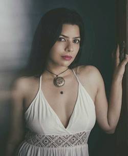 Photo of Rajshri Deshpande