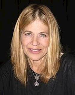 Photo of  Linda Hamilton