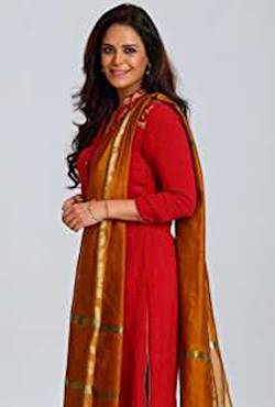 Photo of Mona Singh