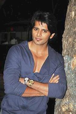 Photo of Karanvir Bohra 