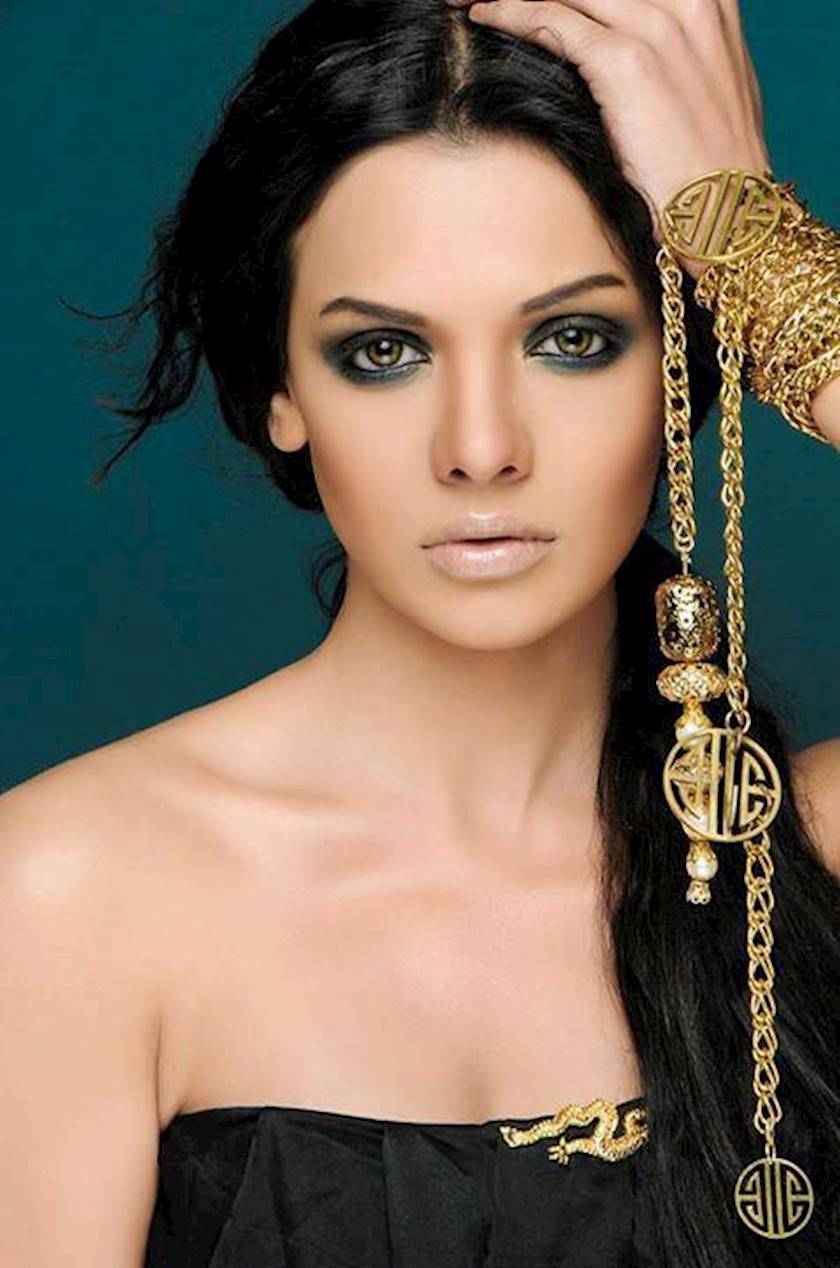 Sara Loren photos Gallery - Box Office Gallery